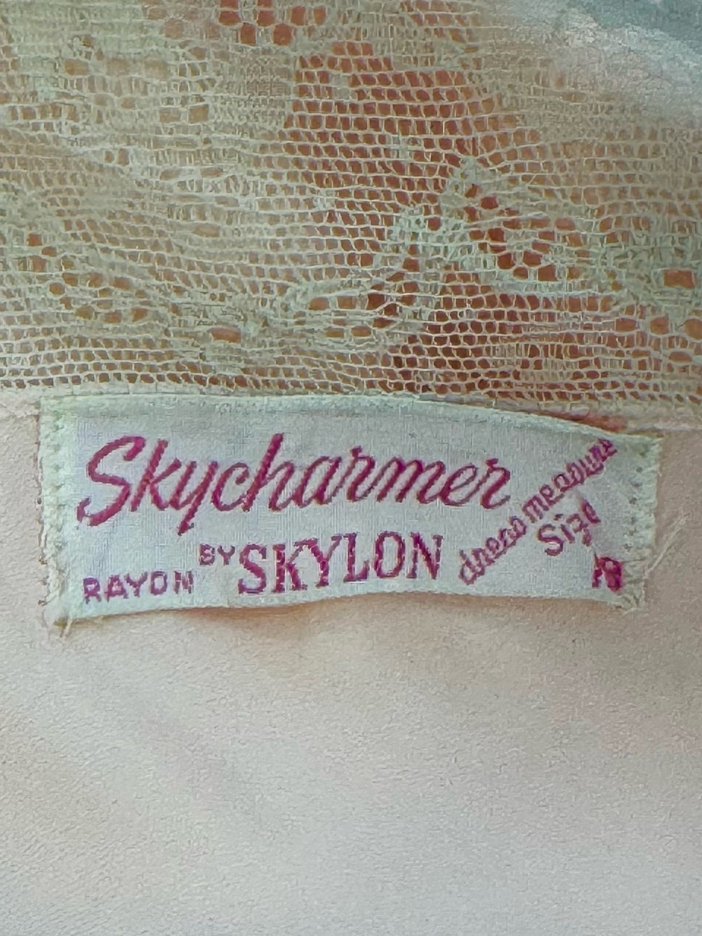 1940s Silky Rayon Pink Ivory Lace Skycharmer Skylon Vintage Full Slip Dress 18 L - Picture 3 of 13